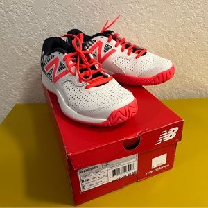 New Balance Womens WCH696S3 Sneakers